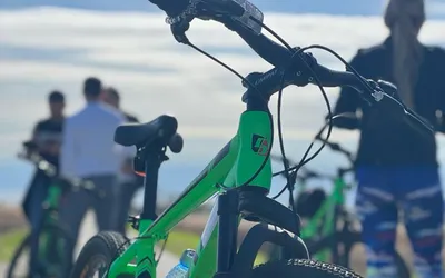 Aproape 300 de persoane au trecut granița către Serbia, pe bicicletă, pe cea mai lungă pistă din România