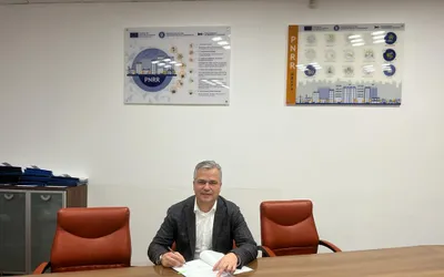 Adrian-Ioan Veştea, a semnat contractul de finanţare