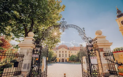 Lumea fantastică Magic Garden își deschide porțile