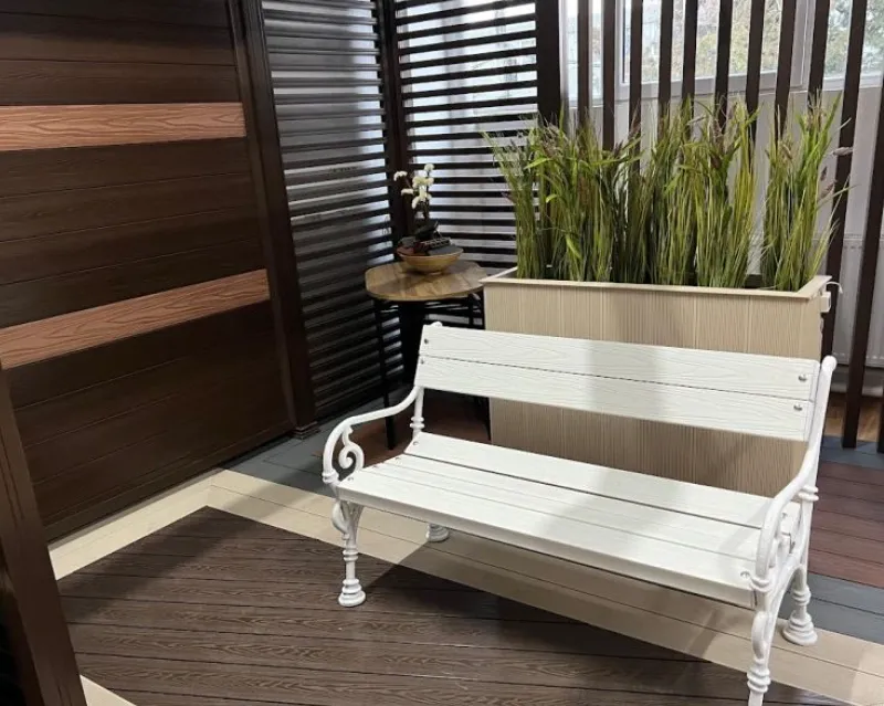 BANCA DE GRADINA / PARC DIN WPC "EVA" BENCOMP