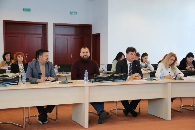 Consiliul Județean Arad oferă 344 burse elevilor din învățământul  special!