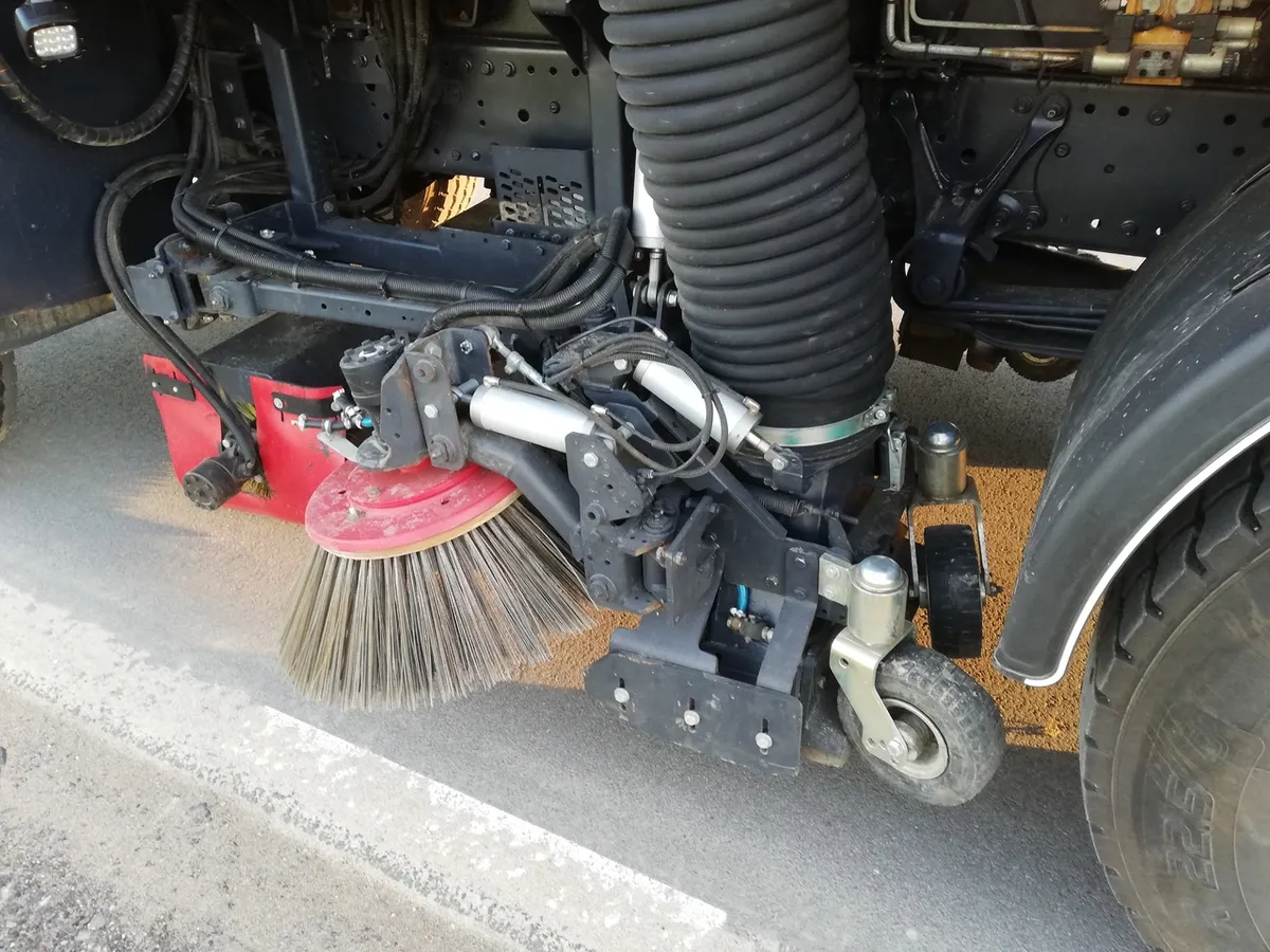 Piese si perii pentru automaturatoarele stradale