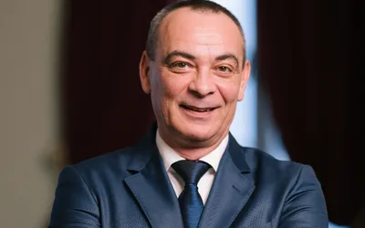 Bani privați pentru investiții publice