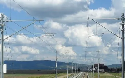 Stâlpi pentru linia de contact – coridorul de cale ferată 4 paneuropean