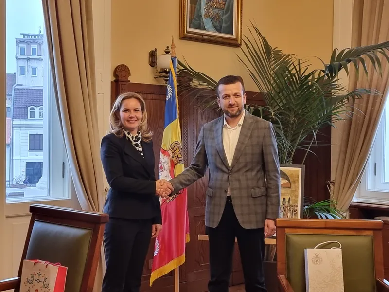 Promovare reciprocă între municipiul Oradea și orașul Debrețin