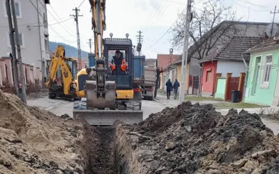 Comunicat de presă | Se introduce canalizarea în localitățile clujene Rediu și Aiton