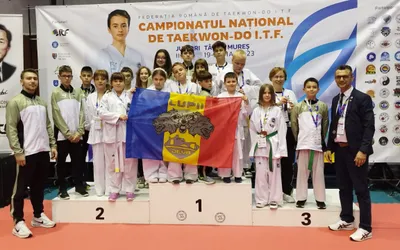 Antrenament demonstrativ de Taekwon-do ITF, în Parcul Cetate din Deva