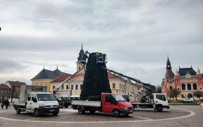 Oradea îmbracă straie de sărbătoare