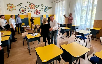 Am fost astăzi într-o vizită de lucru în două instituții de învățământ din municipiul Deva