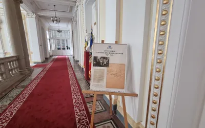 Sute de elevi au vizitat expoziția „Centenarul Constituției României Mari” în cadrul programului „Școala Altfel”