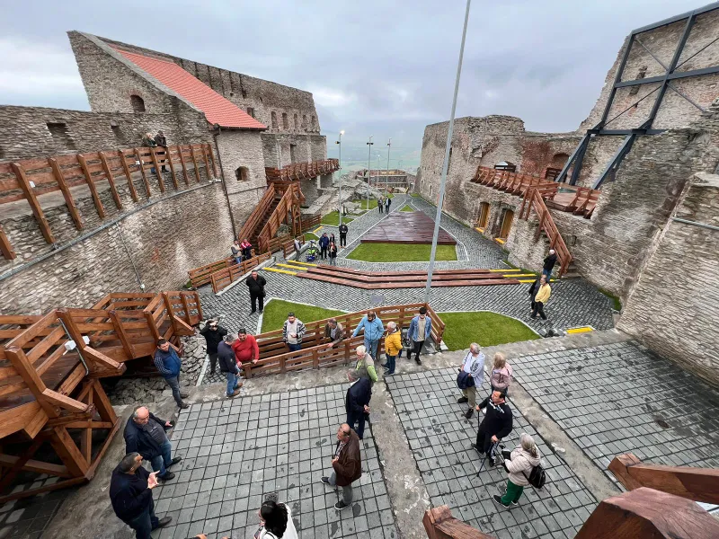 Incinta I a Cetății Deva s-a redeschis astăzi pentru public!