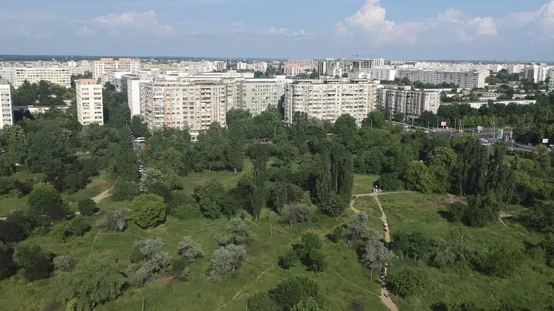 Apel al Primăriei Sectorului 3 pentru salvarea celor 12 hectare retrocedate din parcul IOR