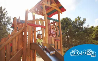 Echipamente ecologice pentru locuri de joacă și parcuri