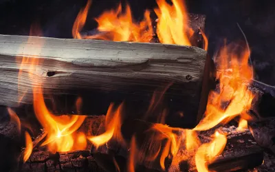 DAS Deva plătește, luni, suplimentul pentru energie cu combustibili solizi