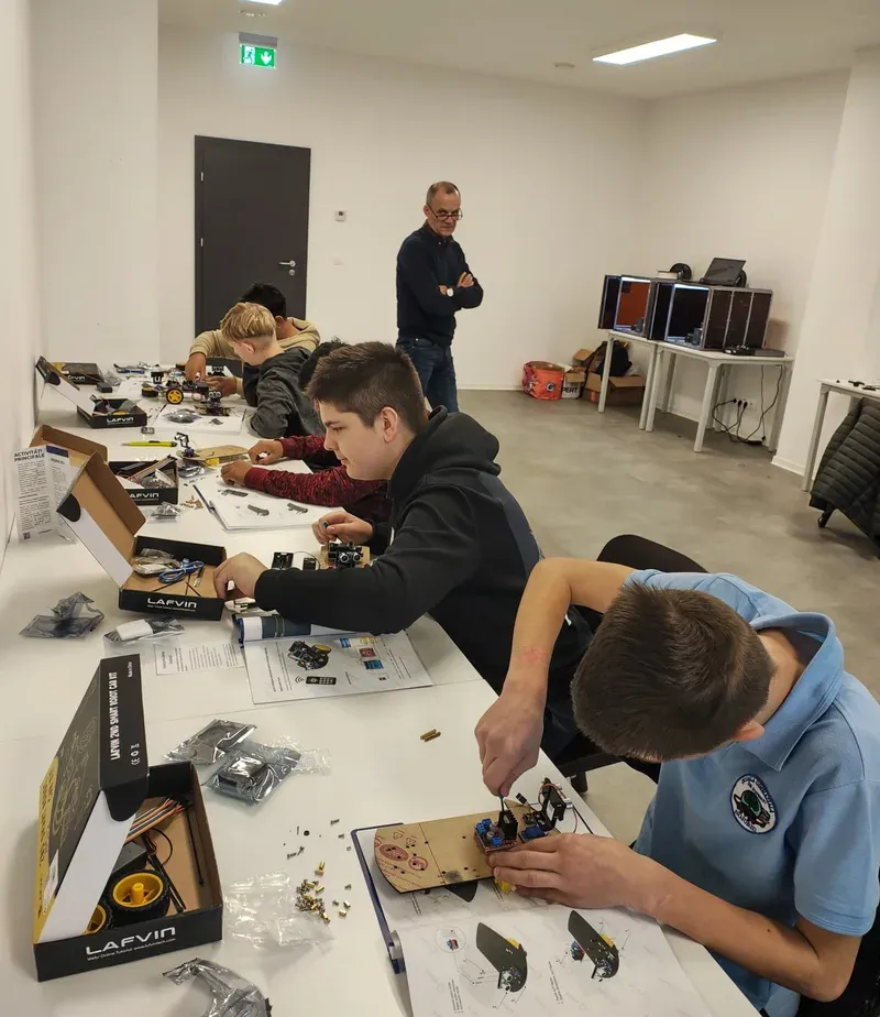 O nouă companie sprijină elevii să învețe o meserie la Campus Oradea: ebm-papst România se alătură consorțiului dual