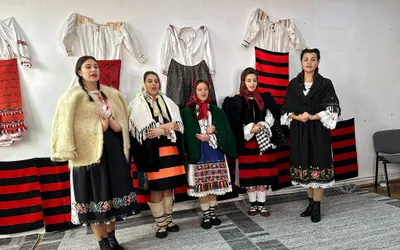 ȘCOALA POPULARĂ DE ARTĂ BAIA MARE - PREMIUL I LA CONCURSUL NAȚIONAL DE COLINDE ARHAICE
