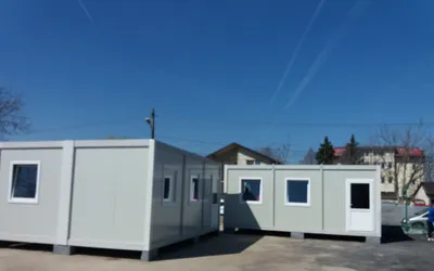 Ansamblu doua containere cu grup sanitar