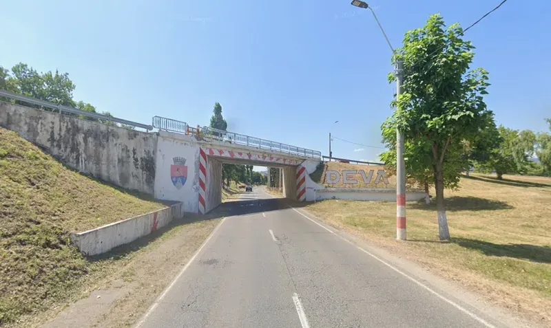 Trafic rutier închis temporar la intrarea în Deva dinspre Sântuhalm (17 iunie 2026)