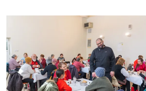 CEC Bank se alătură misiunii Social Food și susține cantina Ominis timp de trei luni, cu 25.000 de mese pentru beneficiari