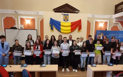 Copiii din Deva au de astăzi o ,,Voce” a lor!