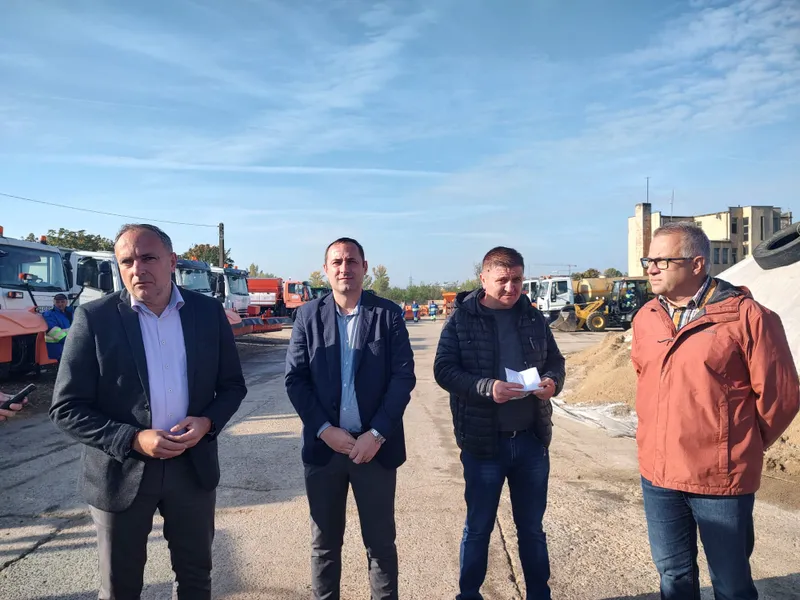 Utilajele de deszăpezire sunt pregătite pentru sezonul de iarnă