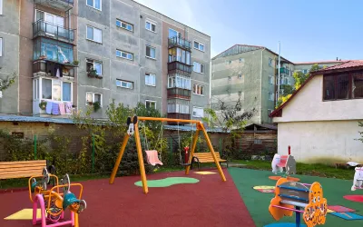 Locuri noi de joacă în Aleșd,  finanțate cu premiul de la ,Luna curățeniei 2022