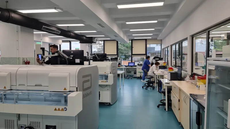 Ministrul Marcel Boloș în vizită la Spitalul Județean: „Cel mai important lucru pe care îl avem în Bihor este infrastructura spitalicească modernă”