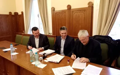 Continuă eficientizarea sistemului de termoficare a orașului: va fi modernizată sursa de producție a energiei termice și electrice  din CET Oradea