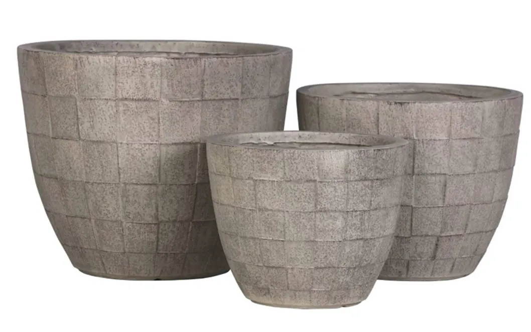 Ghivece ceramica pentru amenajari stradale si institutii publice