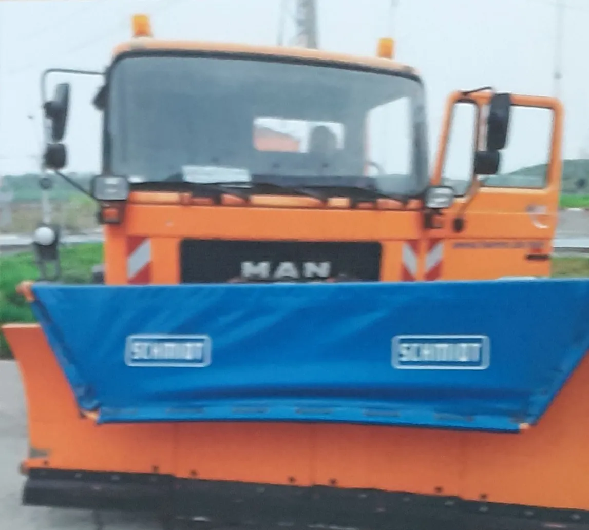 Utilaje de curățare a drumurilor