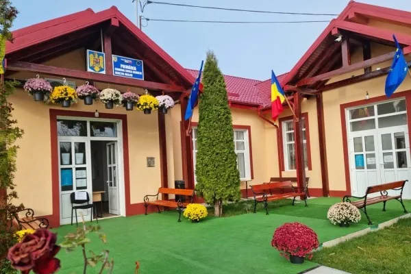 PRIMĂRIA LUNCA BANULUI