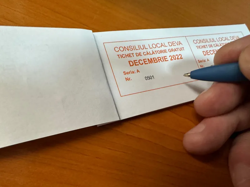 În atenţia pensionarilor din municipiul Deva și a altor categorii de persoane care beneficiază de tichete de călătorie gratuite pentru transportul public local!