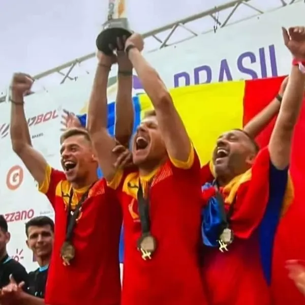 Naționala României e campioană mondială la padbol. Victorie în set decisiv în finala cu Uruguay!