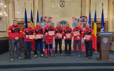 Salvamont Argeș a fost decorat cu Emblema de Onoare a Departamentului pentru Situații de Urgență