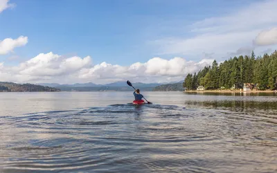 În premieră pentru București, Lacul IOR din Sectorul 3 va fi accesibilizat pentru persoanele cu dizabilități