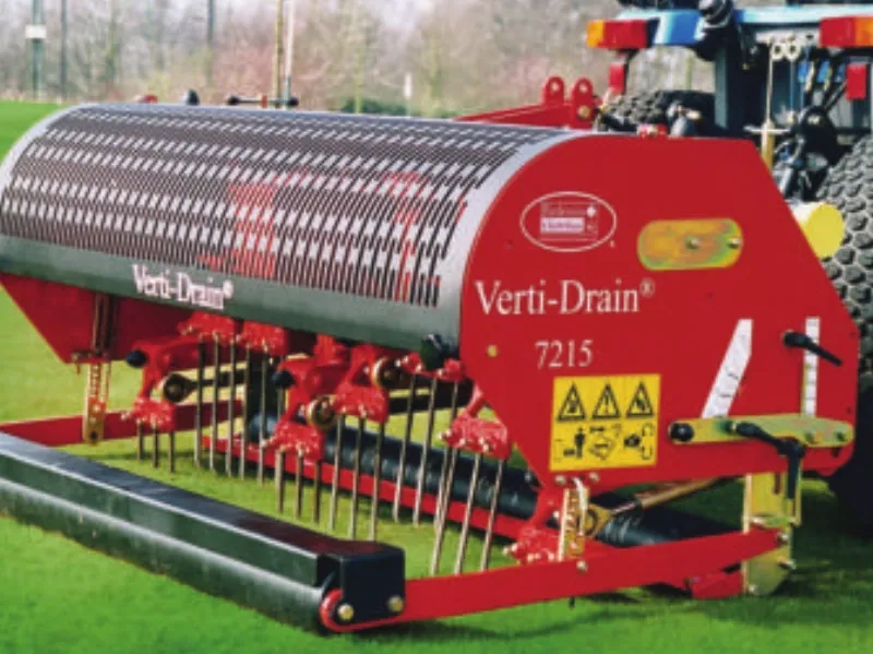 Redexim — gama completă de utilaje profesionale pentru întreținerea și 'renovarea' gazonului