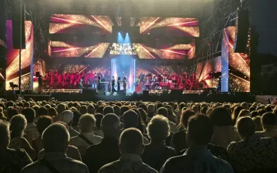 Trofeul Festivalului „Mamaia” 2026: „Ești mai mult” (Paula Seling & Alexandru Gorgos), interpretată de Olga Gorchinski