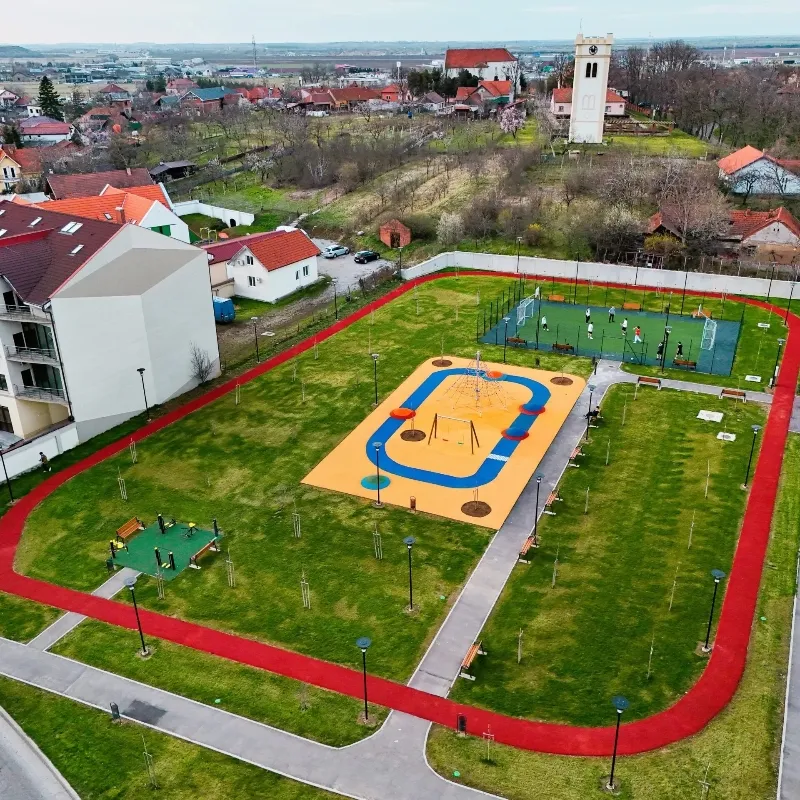 Odată cu venirea primăverii, orădenii se pot bucura de noul parc amenajat în Cartierul Episcopia