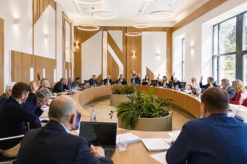 Consiliul Județean Harghita aprobă depunerea unui proiect DGASPC pentru eficientizarea energiei la două centre sociale