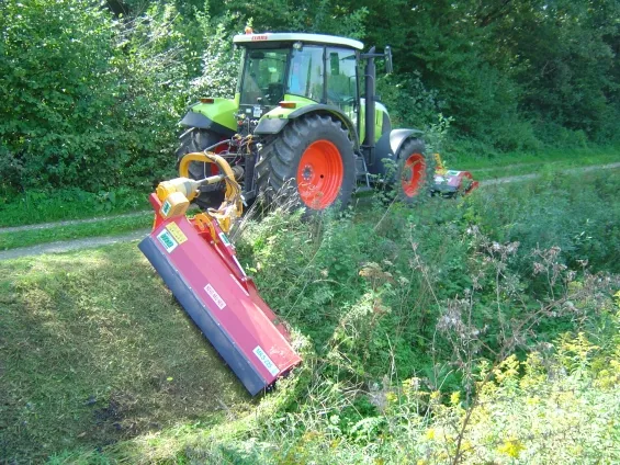 Tocatoare resturi vegetale