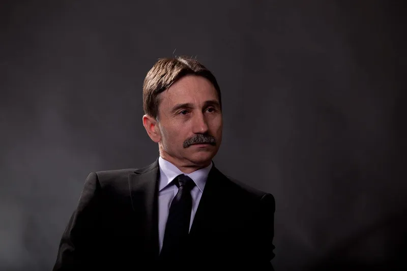 Interviu cu Președintele Consiliului Județean Alba, Ion Dumitrel, despre investiții în infrastructură și tranzitie digitală prin PNRR și ,,Anghel Saligny”