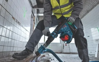 Performanță revoluționară cu sculele-unelte BOSCH BITURBO Brushless cu acumulator