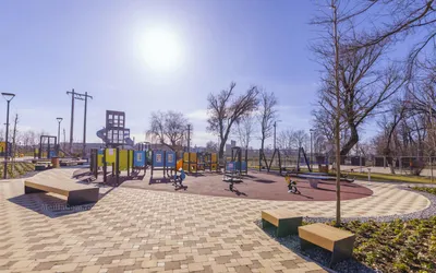 Începând de joi vor fi disponibile locurile noi de joacă din Parcul  Tineretului