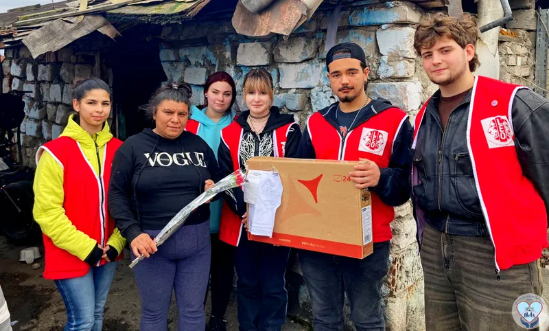 Voluntarii de la Cluburile Lions și Leo Deva Sarmizegetusa, în sprijinul familiilor vulnerabile