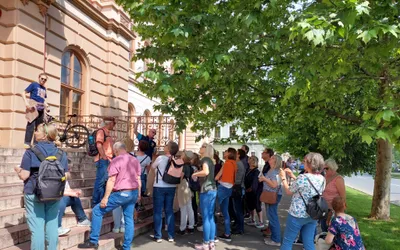 Tururi ghidate pentru turiștii arădeni