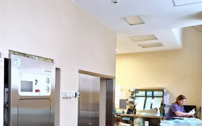 Fonduri europene nerambursabile de ordinul milioanelor de lei, implementate la Maternitatea Braşov pentru combaterea infecţiilor intraspitaliceşti!