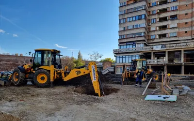 Continuă lucrările la tronsonul P1 al viitoarei parcări din Piața Emanuil Gojdu