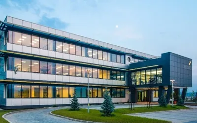 REI Grup: Producătorul de tâmplărie PVC Barrier a obținut integral finanțarea nerambursabilă de peste 3 milioane euro