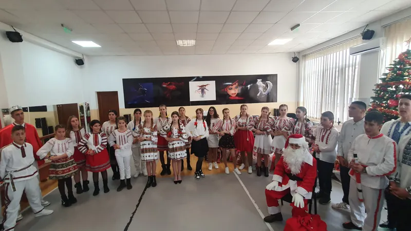 ,,Tradiții și obiceiuri de Crăciun și Anul Nou\" – proiect socio-cultural al Centrului Cultural Județean Constanța ,,Teodor T. Burada\"