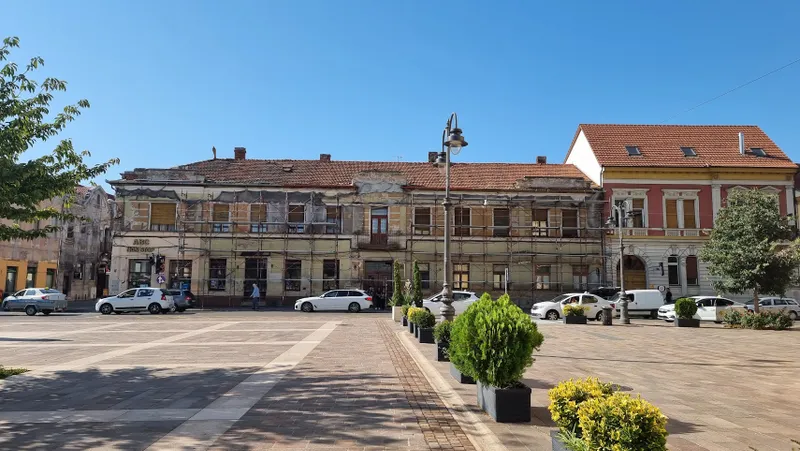 Începe reabilitarea imobilului din Piața Unirii, nr. 7